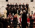 Bild: lep
Die Zuhörer erleben in Kirchenthumbach ein mitreißendes Konzert. Der Chor Polyphonia und die Blaskapelle schaffen das Kunststück musikalisch eine Einheit zu bilden.