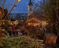 Bild: wec
Der Ebermannsdorfer Weihnachtsmarkt unter der Burg (und über der Johanneskirche) hat ein ganz besonderes Flair.