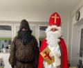 Bild: Oppel-Krapfl/exb
Der ARV-Nikolaus und sein Knecht Ruprecht besuchten heuer zehn Familien.