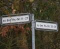 Bild: bö
Lediglich zwei Wegweiser zeigen in das Wochenendgebiet in Friebertsheim. Der Marktgemeinderat beschloss jetzt eine ordentliche Erschließung.