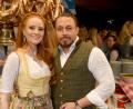 Archivbild: Felix Hörhager/dpa
Model Barbara Meier und Ehemann Klemens Hallmann sind zum zweiten Mal Eltern geworden