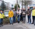 Bild: Klinikum/Dietl/exb
Flika-Vorsitzende Margit Meier (links) und Kassier Oskar Schmidt (rechts) nahmen den Spendenscheck der Grammer-Mitarbeiter entgegen.