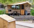 Bild: Philipp Schulze/dpa
Nicht nur für den Eigenbedarf sind Tiny Houses gefragt. Auch der Tourismus setzt vermehrt darauf.