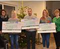 Bild: dob
Vom Verein "Lebenswert" übergeben Vorsitzende Karin Gesierich (rechts) und Kassiererin Nicole Maier-Krapf (links) je 1000 Euro an Anja Schaller vom Förderverein der Grund- und Mittelschule, SFZ-Rektor Michael Raab und Sabine Fuß vom Förderverein der Realschule (von links).