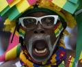 Archivbild: Luca Bruno, dpa
Der Ghana-Fan, über dessen Anblick eine Leserin nicht so erfreut war. Wir können es ihr leider nicht ersparen, das von ihr kritisierte Foto noch einmal zu zeigen, schließlich sollen sich andere Leser ebenfalls ein Urteil bilden können.