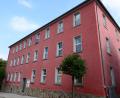 Bild: bey
Das "Gästehaus" bietet im Zuge seines Umbaus und der Sanierung immer wieder neue Überraschungen in baulicher Sicht, die nach Ansicht des Marktgemeinderates der planende Architekt vorher hätte erkennen müssen.