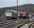 Archivbild: Daniel Vogl/dpa
Züge der Agilis und der Deutschen Bahn stehen auf Gleisen am Hauptbahnhof Nürnberg. Die Franken-Sachsen-Magistrale von Nürnberg nach Dresden soll im bayerischen Abschnitt nicht elektrifiziert werden. Hier sollen weiterhin Dieselzüge fahren.