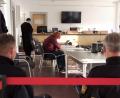Bild: mib
Der Altenpfleger aus Cham vor Gericht. Letztlich verurteilten ihn die Richter wegen Körperverletzung.