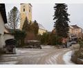 Bild: bnr
Der Bereich zwischen Kirche, Gemeindehaus und Schützenheim soll zu einem Pkw-Stellplatz umgestaltet werden.