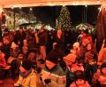 Bild: kro
Alle Generationen treffen sich bei den Betthupferlgeschichten am oberen Marktplatz.