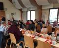 Bild: mnt
Der Pfarrgemeinderat Thanstein lud am zweiten Adventssonntag Nachmittag die Senioren der Pfarrei Thanstein ins adventlich geschmückte Pfarrheim.
