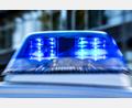 Symbolbild: David Inderlied/dpa
Weil die Frau Unterlagen und Bargeld zuhause gelassen hat, geht die Polizei von einem Verbrechen aus.