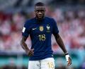 Bild: Tom Weller/dpa/Archivbild
Frankreichs Dayot Upamecano gestikuliert.