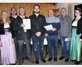 Bild: SG Kleinraigering/exb
Die Geehrten für langjährige Vereinszugehörigkeit und besondere Verdienste: (von links) 2. Ritter Tanja Ludwig, Oberschützenmeister Markus Böhm, Peter Zitzmann, Benjamin Schäfer, Dieter Edenharder, Josef Weiß und Schützenmeisterin Michaela Nübler.