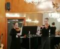 Bild: Kreismusikschule Tirschenreuth/exb
Esther und Salome Bern­reuther (Violine) spielten „Rondo für 2 Violinen G-Dur" von Pietro Locatelli.