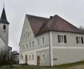 Bild: Petra Hartl
Der Um- und Ausbau des ehemaligen Pfarrhauses zu einem Dorfgemeinschaftshaus bildet die bedeutendste Maßnahme bei der Dorferneuerung in Gebenbach.