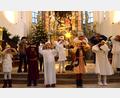 Bild: Kunz
Mit einem Weihnachtsmusical stimmen die Kinder am Samstagnachmittag die Kirchenbesucher in der Michaelskirche auf den Heiligen Abend ein.