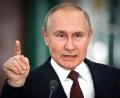 Bild: Sergey Guneev/Pool Sputnik Kremlin/AP/dpa
Wladimir Putin hat per Dekret den Verkauf von Öl an Länder verboten, die einen Preisdeckel auf den Rohstoff beschlossen haben.