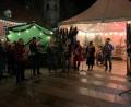 Bild: Karl Schwägerl/exb
Mit stimmungsvollen Weihnachtsliedern bereitete die Stadtkapelle beim Standkonzert an Heiligabend dem Publikum eine große Freude.