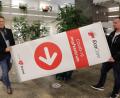 Bild: Wolfgang Steinbacher
Dr. Wolfgang Baer (links), medizinischer Leiter, und Verwaltungsleiter Dennis Kellermann von der Firma Ecolog packen ein: Die beiden Impfstandorte in Amberg und Sulzbach-Rosenberg haben endgültig ihren Betrieb eingestellt.