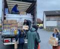 Archivbild: Daniel Pufke/exb
Rückblick auf die Hilfsaktion in Schirmitz Anfang April. Auch da waren die Schirmitzer überaus engagiert. Der vollbeladene LKW startete noch am selben Abend in Richtung Ukraine.