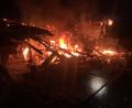 Bild: Armin Buchwald/Feuerwehr Sulzbach-Rosenberg/exb
Es ist einer der ersten Einsätze für die Feuerwehr Sulzbach-Rosenberg im neuen Jahr: bei Kempfenhof brennt am Dienstagmorgen eine Scheune.