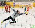 Bild: Hubert Ziegler
Auch die SpVgg Pfreimd (rote Trikots) ist beim Futsal-Vorrundenturnier in Pfreimd dabei.