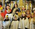 Bild: exb, Nicole Schusser-Schindler
Zwölf Sternsinger wurden in der Kuratie Neuzirkendorf ausgesendet und sammeln Spenden für Kinder in Not.