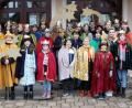 Bild: lep
34 Kinder und Jugendliche machten sich in der Pfarrei Kirchenthumbach auf den Weg, um Kinder in Not zu helfen. Vorbereitet wurden sie von Pfarrer Augustin Lobo und Gemeindereferentin Waltraud Dobmann.