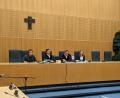 Bild: rsc
Das Gericht beim Drogenprozess in Weiden mit dem Vorsitzenden Richter Peter Werner (2.v.r)