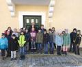 Bild: lym
Die Kombiklasse 3/4 der Grundschule Bad Neualbenreuth besuchte mit Klassenleiterin Lisa Lehmann (links hinten) Bürgermeister Klaus Meyer im Rathaus.