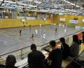 Archivbild: Hubert Ziegler
Fest in der Hand der Fußballer ist die Dreifachturnhalle in Kümmersbruck am Wochenende beim Hubertus-Cup des SV Köfering.