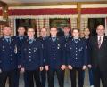 Bild: rti
Die neue Führungsriege der Feuerwehr Neualbenreuth (von links): Kommandant Andreas Köhler, Schriftführer Sebastian Grillmeier, Vorsitzender Christof Schwartling, stellvertretender Kommandant Christian Löw, Zweiter Vorsitzender Jonas Peterhans, Kassier Manuel Frank, Jugendwart Johannes Schwartling, stellvertretender Jugendwart Christian Schels und Bürgermeister Klaus Meyer.