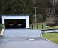 Bild: Stephan Huber
Um diese Garage dreht sich im Prinzip der Schnaittenbacher Wegestreit im Ortsteil Haidhof. Sie steht dort, wo bis 2018 ein Weg verlief. Die Frage ist nur, ob der öffentlich gewidmet war oder nicht.