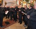 Bild: jr
Der Männergesangverein Wondreb-Plößberg-Schönkirch gestaltete kürzlich den Gottesdienst zum Dreikönigsfest in der Wondreber Pfarrkirche. Die Chorleitung hatte Florian Löw inne. Schon seit mehr als 20 Jahren gibt es die Chorgemeinschaft.