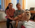 Bild: Meier, Marco
Marina Alekseeva, ihr Mann und Hund Alisa sind in ihrem Zimmer in Fockenfeld. Die Familie floh aus Charkiw vor dem Krieg in der Ukraine. Nicht auf dem Bild ist ihre 20-jährige Tochter Diana.