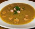 Bild: Michael Schiffer
Eine sächsische Kartoffelsuppe wird fein püriert. Als Einlage schmecken Wienerl.