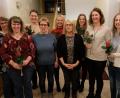 Bild: do
Mit der Aufnahme von sieben neuen und jungen Mitgliedern geht ein Ruck durch den Frauenbund Oberbibrach. Um die Zukunft des Ortsvereins ist der Vorstandschaft nicht bange. Das Leiterteam begrüßte die Neumitglieder mit roten Rosen.