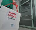 Symbolbild: Bundeszentrale für gesundheitliche Aufklärung (BZgA)
Allein in Deutschland gibt es rund 50 Transplantationszentren, die jedes Jahr etwa 3000 Organverpflanzungen vornehmen.