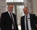 Bild: ads
Beim Neujahrsempfang in Schnaittenbach hielten Pfarrer Josef Irlbacher (links) und Bürgermeister Marcus Eichenmüller vielbeachtete Reden. .