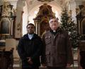 Bild: mrr
Der neue Pfarrvikar Pater Joseph John (links) mit Pfarrer Slawomir Niemczewski.