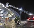 Bild: Feuerwehr Bezirk Karlsbad
Am Karlsbader Flughafen brach in der Nacht zum Sonntag ein Brand aus.