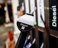 Bild: Axel Heimken/dpa
Ab dem 5. Februar will die EU keine Raffinerieprodukte wie Diesel, Benzin oder Schmierstoffe mehr aus Russland abnehmen.