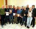 Bild: Bianca Sokol/exb
Die Meister 2022 im Regionalverband 653 –Oberpfalz von links: Hans Hirn, Michael Scheibl, Horst Willax, Wolfgang Bock, Wolfgang Zirwick, Josef Fuhrmann, Josef Lurtsch senior, Manfred Herzog, Klaus Semmelmann, Josef Lurtsch junior, Werner Meier, Jennifer Bock und Willibald Pirzer.