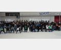 Bild: Fichtelnaabtalschule/exb
Die Mittelschüler hatten bei ihrem Wintersporttag viel Spaß auf der Eisfläche.