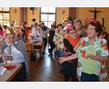 Bild: jr
Eine lange Polonaise, angeführt von Stilla Schuller (vorne rechts), zog am Dienstag durch den Saal des Josefsheims. Der traditionelle Faschingsnachmittag des Mitterteicher Frauenbunds kam wieder sehr gut an.