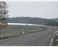 Bild: sche
Ein Radweg entlang der Gemeindeverbindungstraße zwischen Lintach und Aschach wäre die bestmögliche Lösung. Diese Trassenführung ist bereits im Abstimmungsvorschlag "Radverkehrsnetz Bayern" des Staatsministeriums aufgeführt.