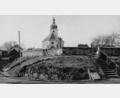 Bild: Archiv Werner Robl
Bis 1934 war das Areal an der Kirche der Friedhof von Wiesau. Bestattet waren in den Gräbern auch die Verstorbenen aus Fuchsmühl.