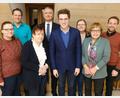 Bild: usc
Die Neuwahl brachte keine Veränderung in der Vorstandschaft der CSU Gailoh. Vorne von links Christina Heinrich (stellvertretende Vorsitzende), Evi Bauer-König (stellvertretende Vorsitzende), Tobias Konrad (Vorsitzender) und Christa List (Schatzmeisterin). Hinten von links Matthias Birner (Digitalbeauftragter), MdL Harald Schwartz, Margit Stöcklmeier-Heinrich (Schriftführerin) und Matthias Schöberl (CSU-Stadtratsfraktionsvorsitzender).