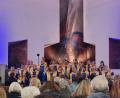 Bild: sei
Beim Gospelgottesdienst, der eigentlich zum Benefizkonzert für die Erdbebenopfer wurde kam eine Spendensumme von rund 1.500 Euro zusammen.